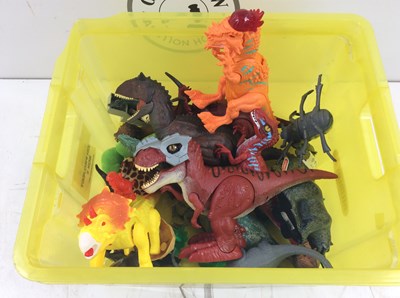 Lot 20 - Qty of toy dinosaurs