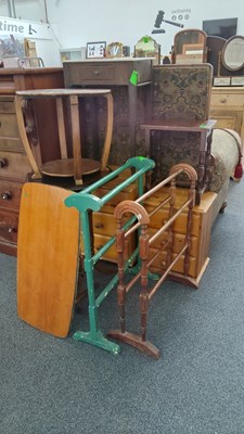 Lot 234 - Qty of occasional furniture