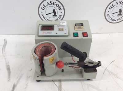 Lot 176 - XMT Heat Mug Press