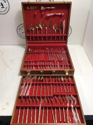 Lot 33 - Large Wooden Cased Cutlery Set