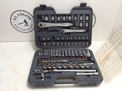 Lot 169 - Halfords Socket Set