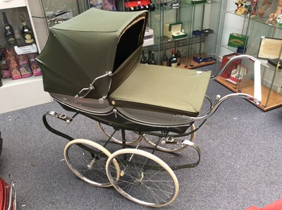 Lot 126 - Silvercross Style Push Pram