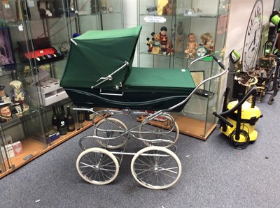 Lot 127 - Silvercross Style Push Pram