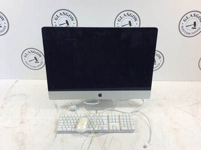 Lot 296 - Apple iMac Thick Computer With Keyboard & Mouse. Display Error