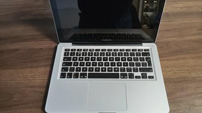 Lot 129 - MacBook pro laptop fully reset with no charger