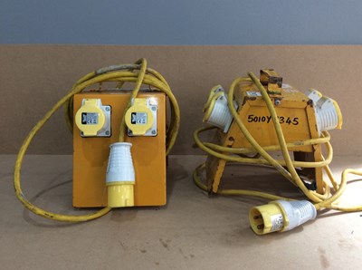 Lot 59 - 2 x 110v transformer extensions