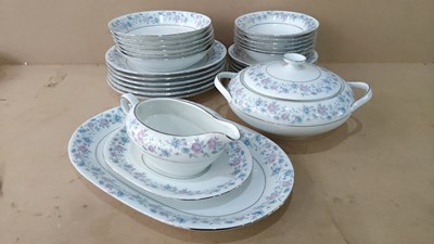 Lot 18 - Wawel pastel rose dinner set comprising 28 pieces