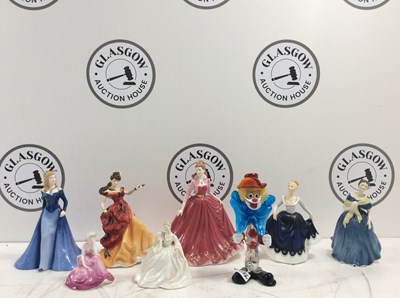 Lot 305 - Qty of ceramic figurines and a glass clown