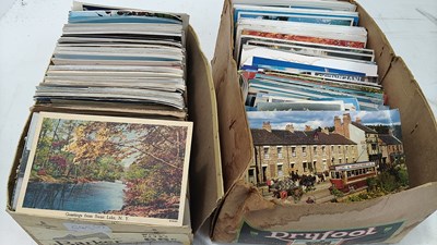 Lot 30 - Large collection of postcards