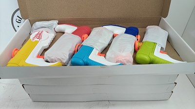Lot 41 - 5x boxes of nerf water guns
