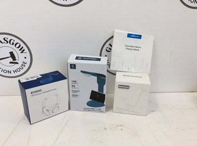 Lot 92 - Bundle Of Mobile Accessories
