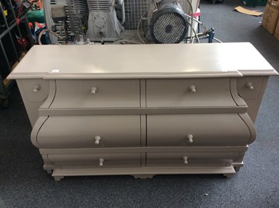 Lot 222 - Chest Of Drawers