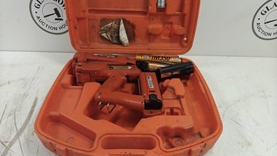 Lot 19 - Paslode gun in case with cartridges