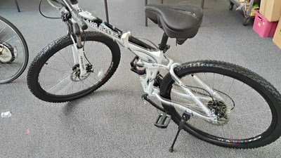Lot 281 - Land rover super sport folding bike