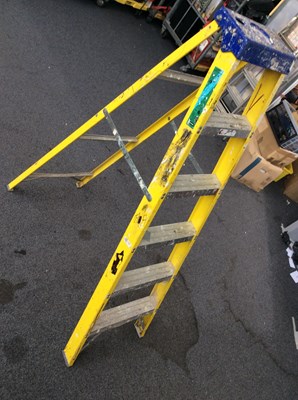 Lot 204 - Clow 5 Step Ladder