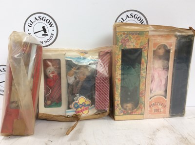 Lot 186 - Collection of Porcelain Dolls
