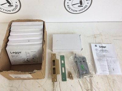 Lot 12 - Qty of door locks