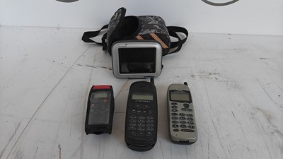 Lot 68 - Bundle of vintage tech