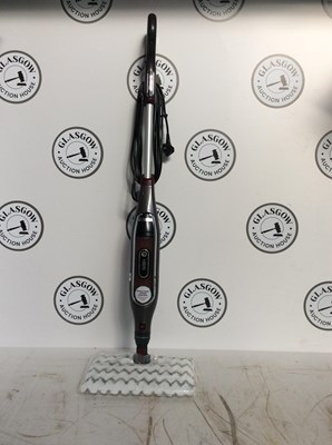 Lot 129 - Shark intelligent floor cleaner working