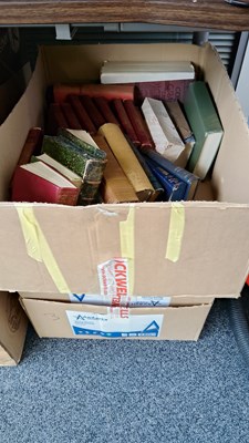 Lot 223 - Qty of books