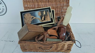 Lot 213 - Qty of small collectable items