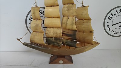 Lot 99 - Real horn ship
