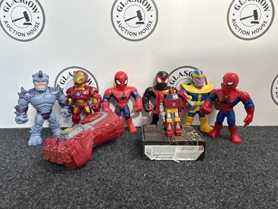 Lot 49 - Collection of marvel figures and toys