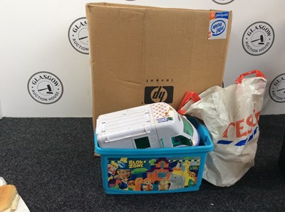 Lot 174 - Box of misc