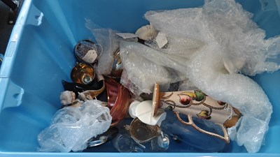 Lot 242 - Box of mixed glass or ceramics