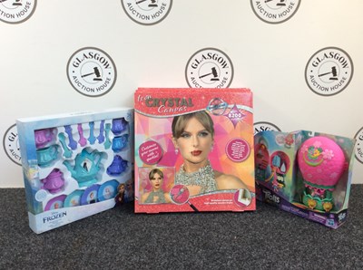 Lot 195 - Qty Of Kids Toys, Crystal Canvas, Trolls World Tour & Frozen