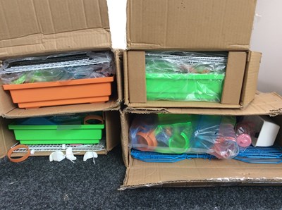 Lot 177 - 4 Boxes Of Pet Items