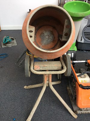 Lot 249 - 110v Belle Minimix 150 With Stand, Tested Working