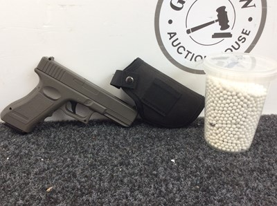 Lot 156 - BB Pistol & Holster With Ammunition