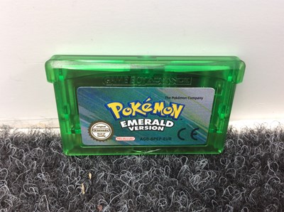 Lot 152 - Pokemon Emerald Version