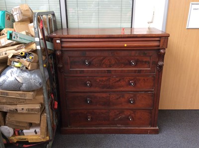 Lot 193 - Large Wooden Kilmarnock Style Cabinet