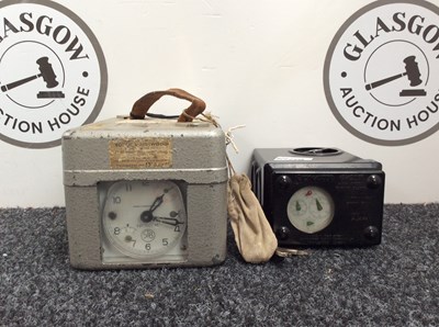 Lot 181 - 2 Pigeon Clocks