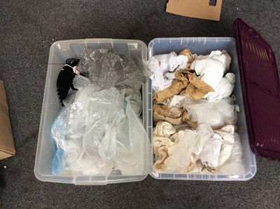 Lot 285 - Two Boxes Of Glass & Ceramics