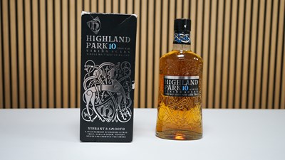 Lot 95 - Highland Park 10 Year Old Single Malt Scotch Whisky 500ml