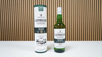 Lot 132 - Laphroaig Select Oak Cask Islay Single Malt Scotch Whisky