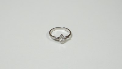 Lot 46 - Platinum Ring With 0.75ct Diamond Size M, 4.13 Gram