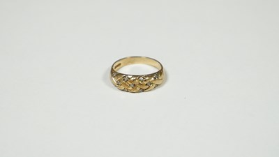 Lot 66 - 9ct Gold And Diamond Ring, 2.60 Gram Size O