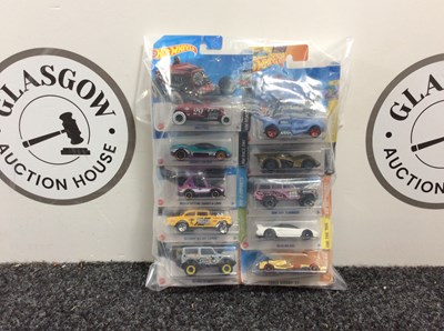Lot 119 - 10 Boxed Hot Wheels Cars