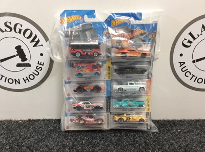 Lot 178 - 10 Boxed Hot Wheels Cars