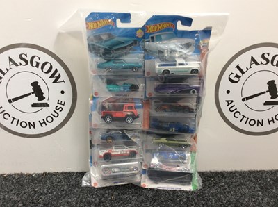 Lot 173 - 10 Boxed Hot Wheels Cars