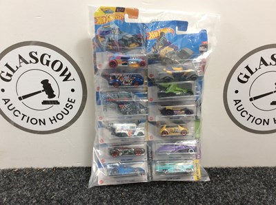 Lot 54 - 10 Boxed Hot Wheels Cars