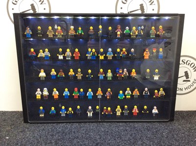 Lot 42 - Lego Minifigure Light Up Display Case With Over 50 Figures