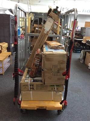 Lot 196 - Cage Of Garden Misc