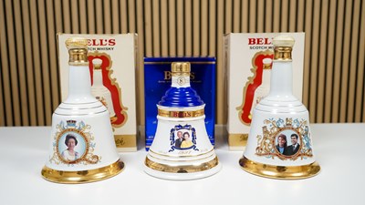 Lot 138 - 3 Full Bells Scotch Whisky Decanters