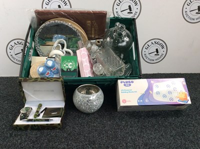 Lot 138 - Box Of Household Misc