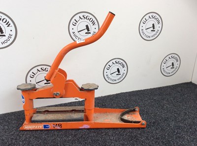 Lot 191 - Hand Operated Paving Splitter